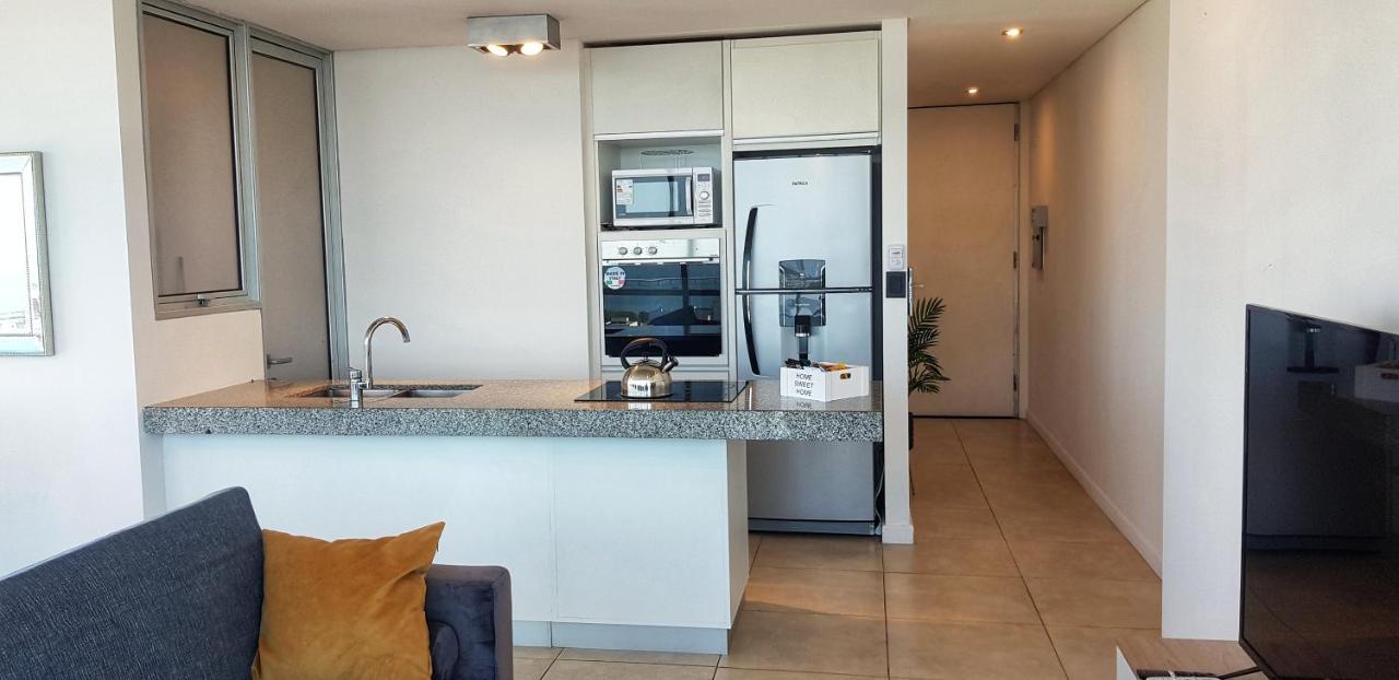 Departamento Súper Céntrico Con Vista Al Río Paraná